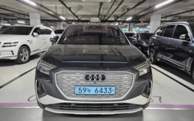 인천신용불량할부 Q4 e-트론 40 프리미엄 매물 사진 5 - 2022/10 95,608km
