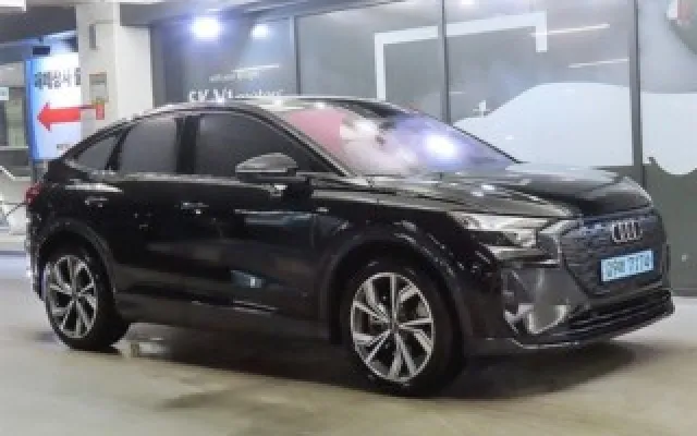 인천신용불량할부 Q4 e-트론 40 스포트백 프리미엄 매물 사진 20 - 2024/07 19,501km